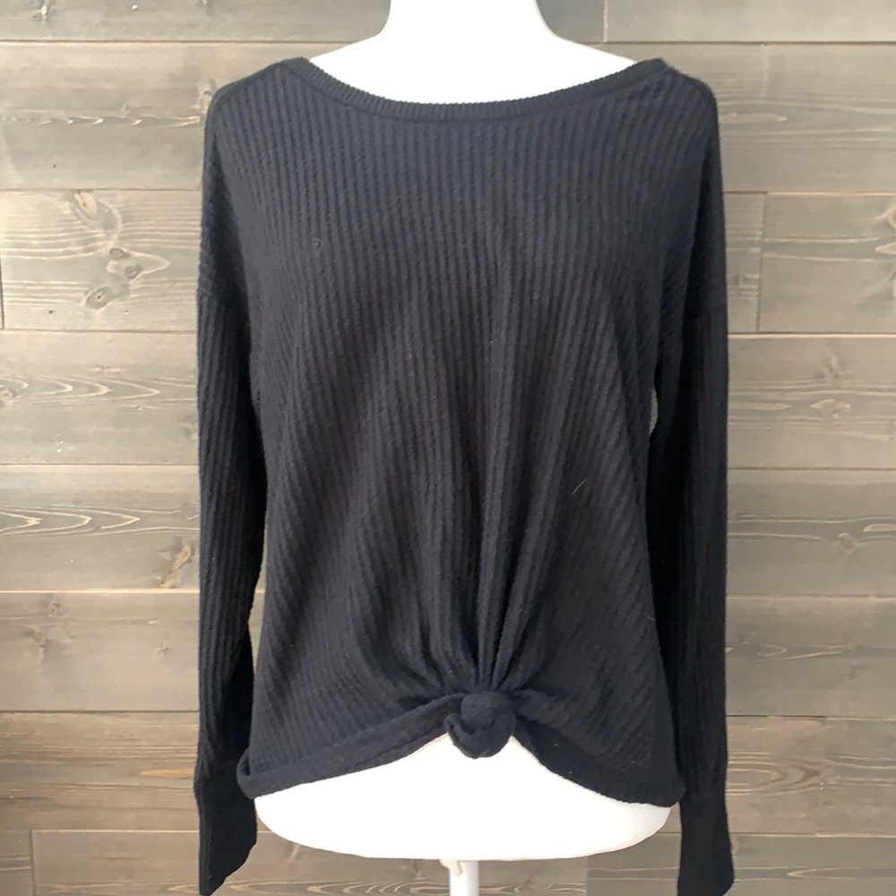 Mudd black sweater